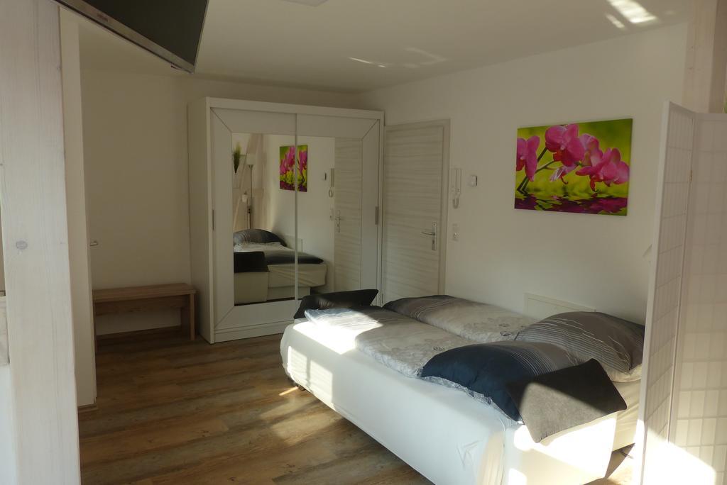 Ferienwohnung Siebenstern Ена Экстерьер фото